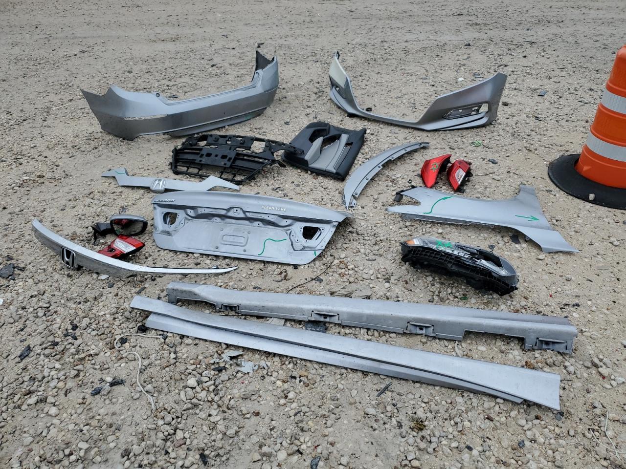 2020 Honda Accord VIN 1HGCV1F18LA103896 Copart auction photo, rear end / frame damage damage thumbnail 12