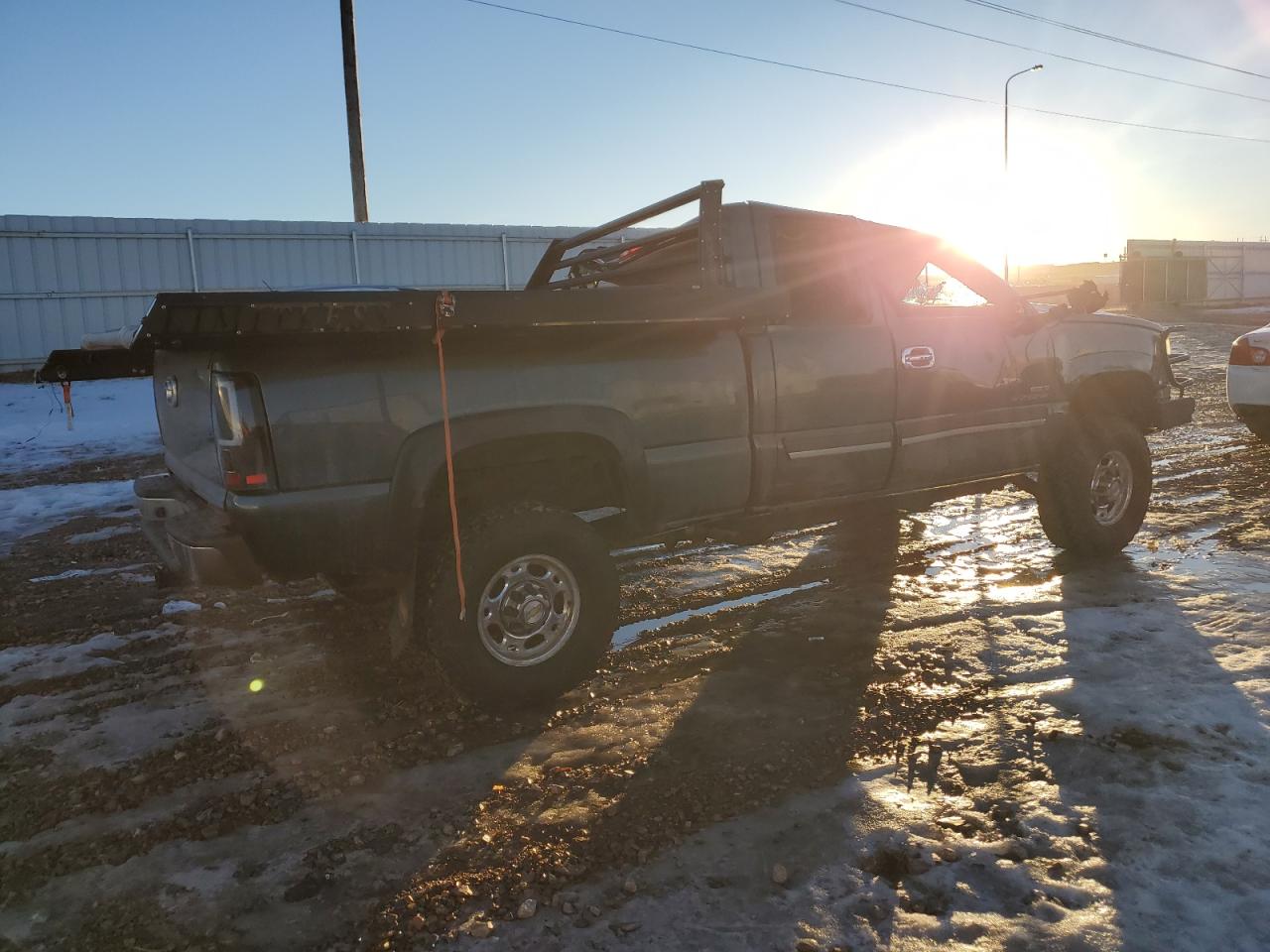 2007 Chevrolet Silverado VIN 1GCHK29D47E151788 Copart auction photo, rollover damage thumbnail 3