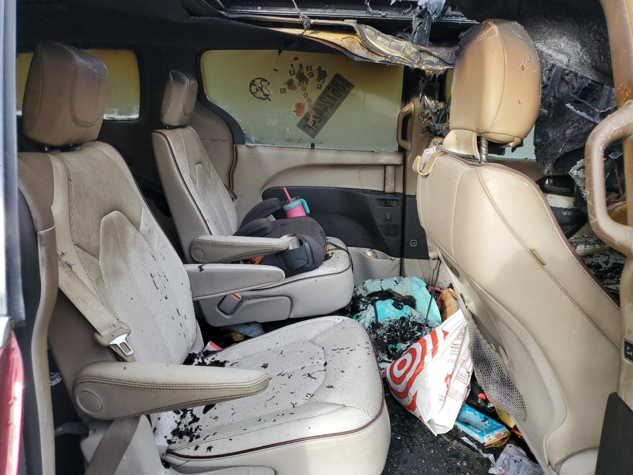 2017 Chrysler Pacifica VIN 2C4RC1GG0HR509515 Copart auction photo, burn - engine damage thumbnail 11