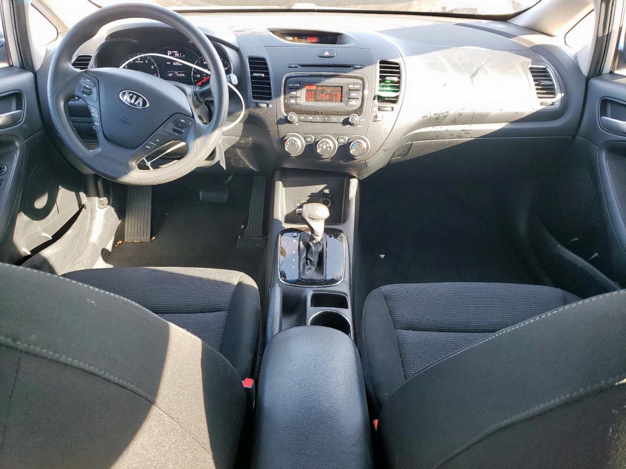 2017 KIA Forte VIN 3KPFK4A73HE016526 Copart auction photo, front end damage thumbnail 8