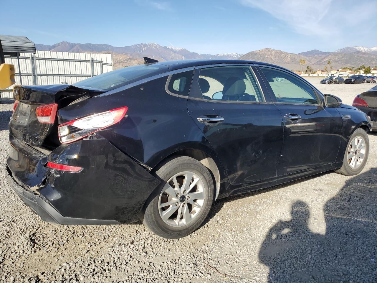 2019 KIA Optima VIN 5XXGT4L3XKG275184 Copart auction photo, all over damage thumbnail 3