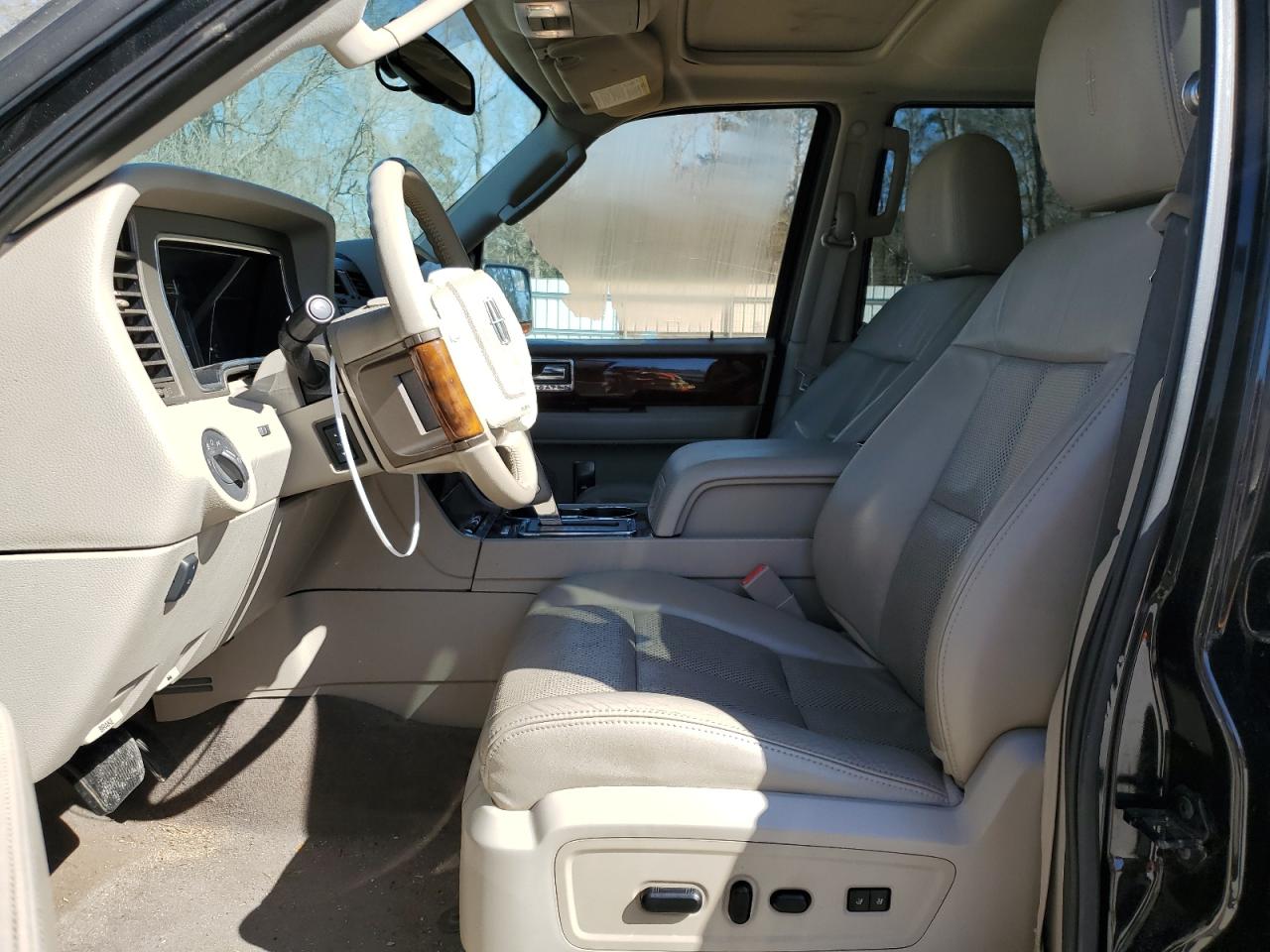 2012 Lincoln Navigator VIN 5LMJJ2H51CEL09067 Copart auction photo, front end damage thumbnail 7