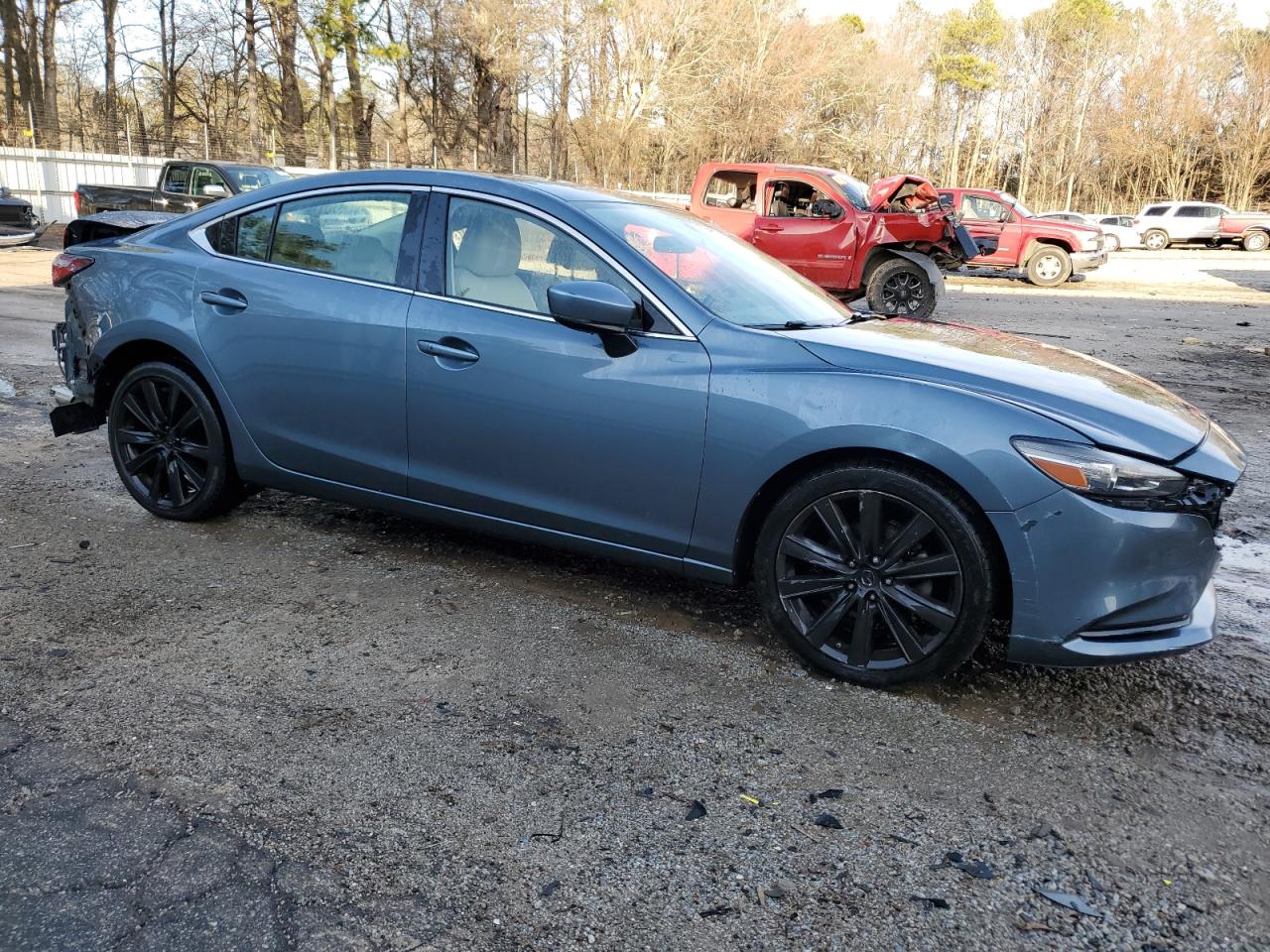 2018 Mazda 6 VIN JM1GL1VM0J1330269 Copart auction photo, front end / rear end damage thumbnail 4