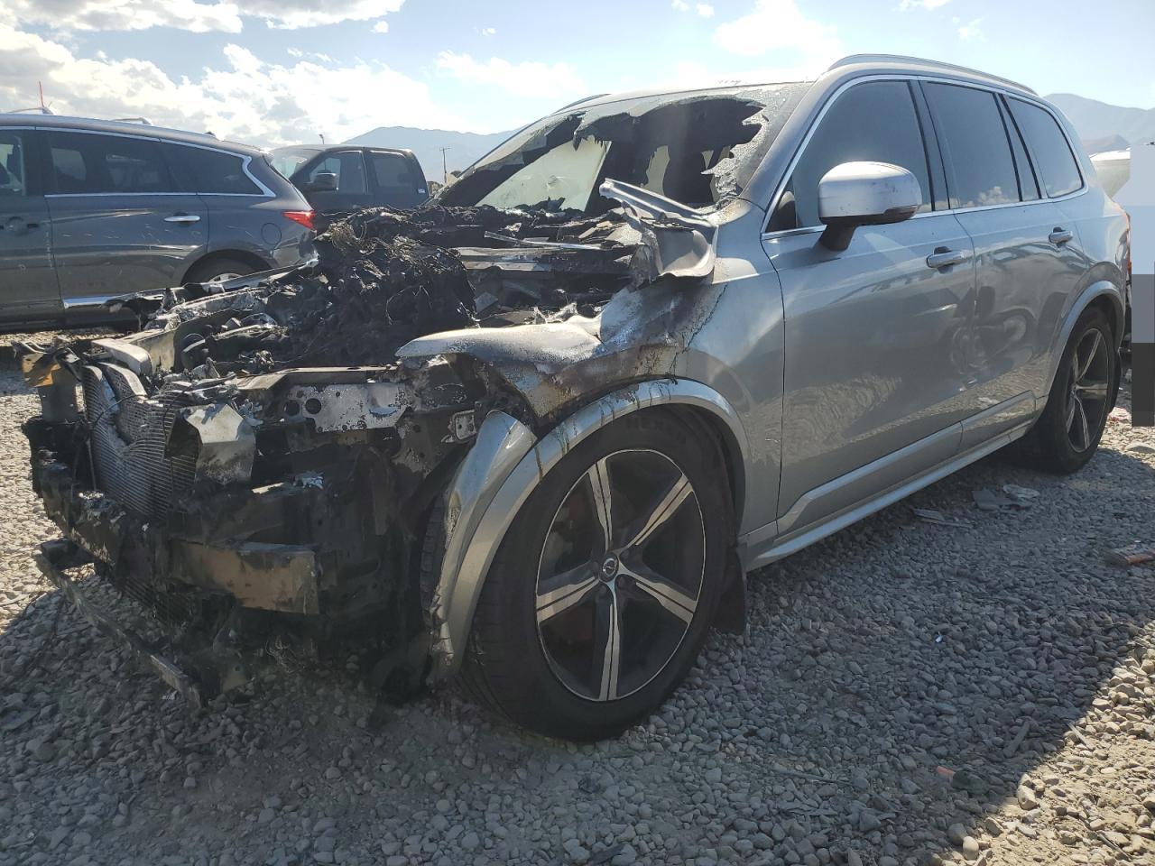 2019 Volvo XC90 VIN YV4102PM6K1508637