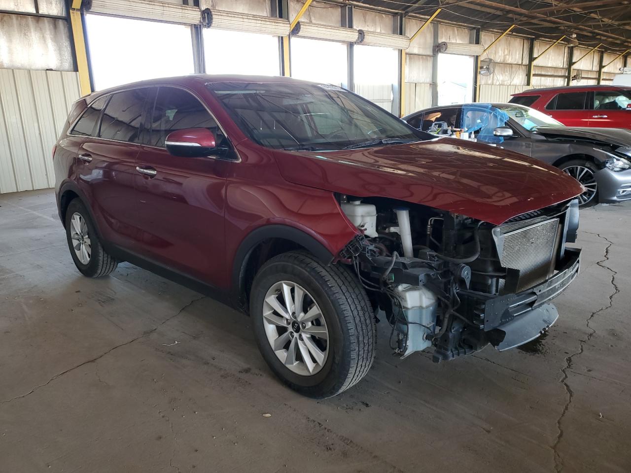 2020 KIA Sorento VIN 5XYPG4A39LG680277 Copart auction photo, front end damage thumbnail 4