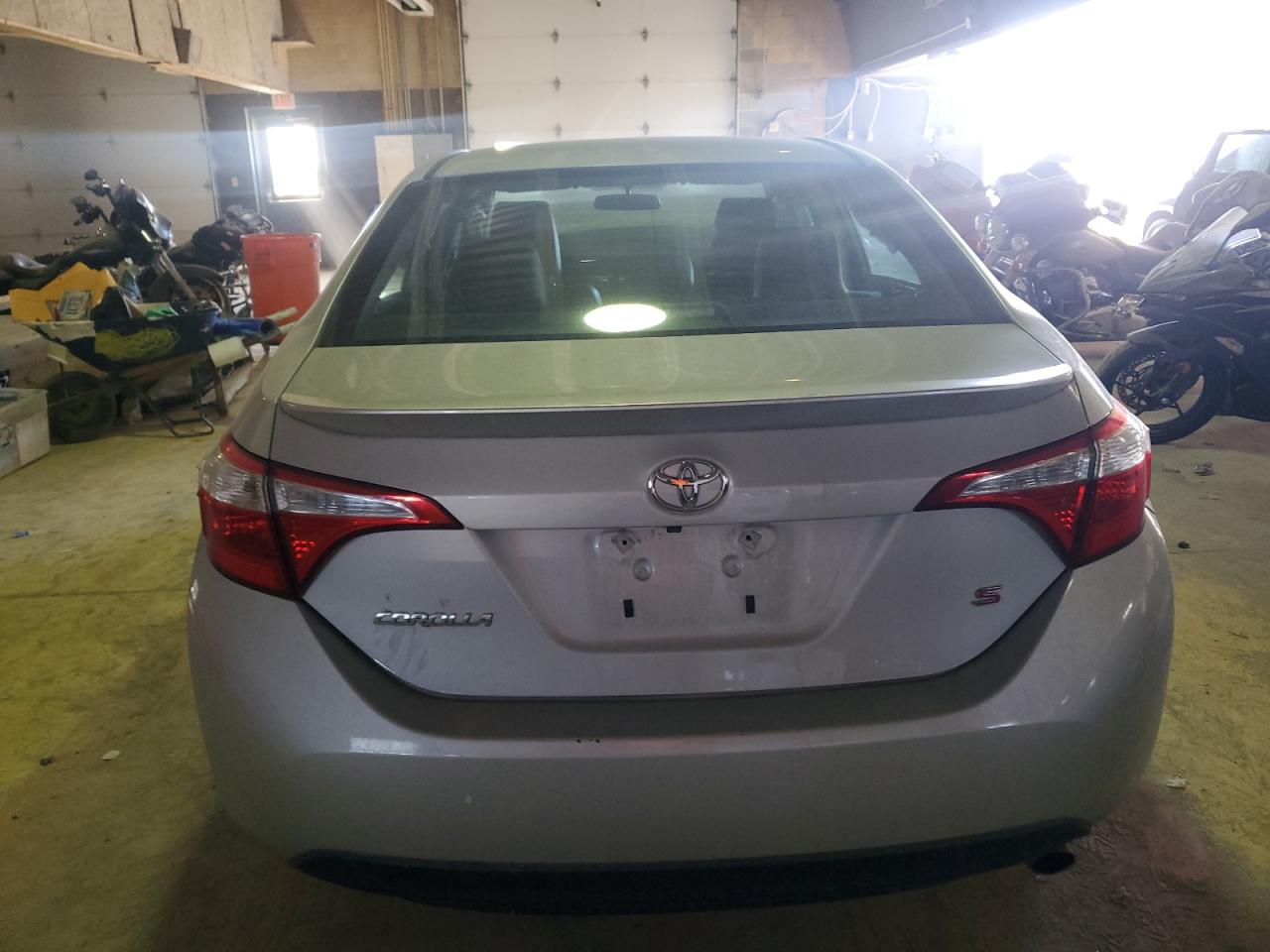 2015 Toyota Corolla VIN 2T1BURHE3FC326987 Copart auction photo, front end / minor dent/scratches damage thumbnail 6