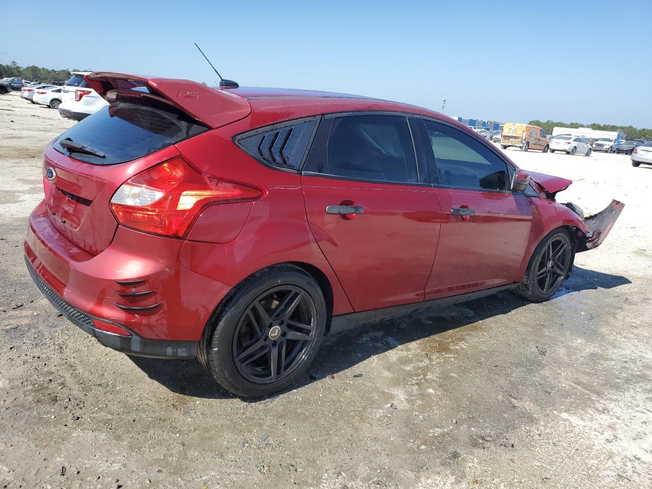 2014 Ford Focus VIN 1FADP3K29EL285600 Copart auction photo, front end damage thumbnail 3