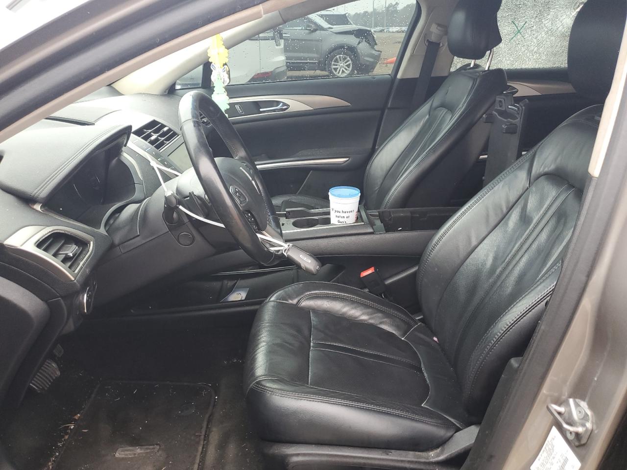 2016 Lincoln MKZ VIN 3LN6L2GK5GR608929 Copart auction photo, vandalism damage thumbnail 7