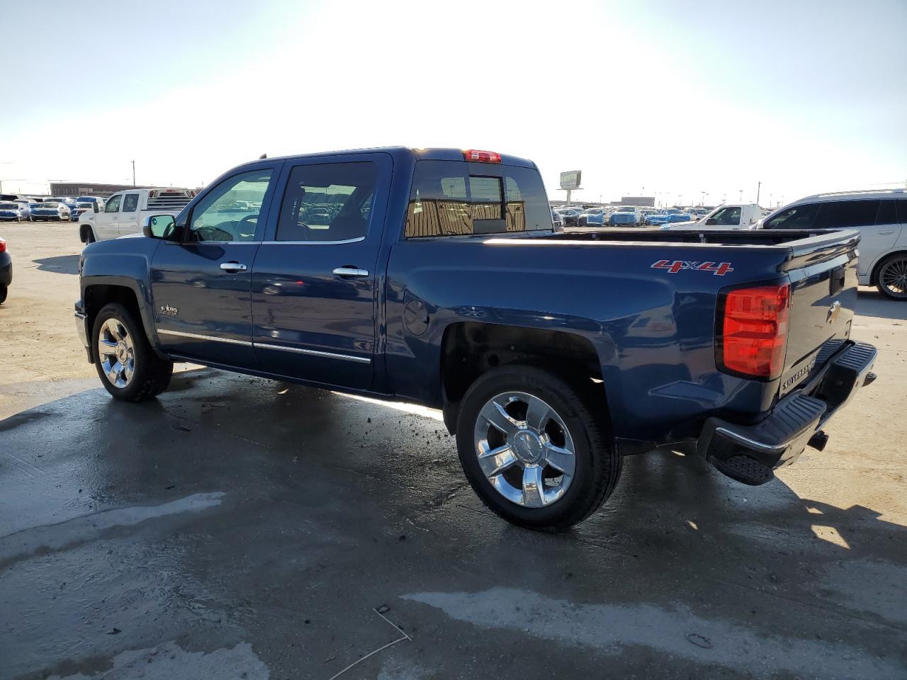 2015 Chevrolet Silverado VIN 3GCUKSEC8FG189348 Copart auction photo, rear end / minor dent/scratches damage thumbnail 2