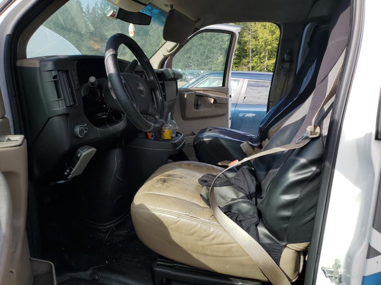 2014 GMC Savana VIN 1GTW7FCG5E1153914 Copart auction photo, vandalism damage thumbnail 7
