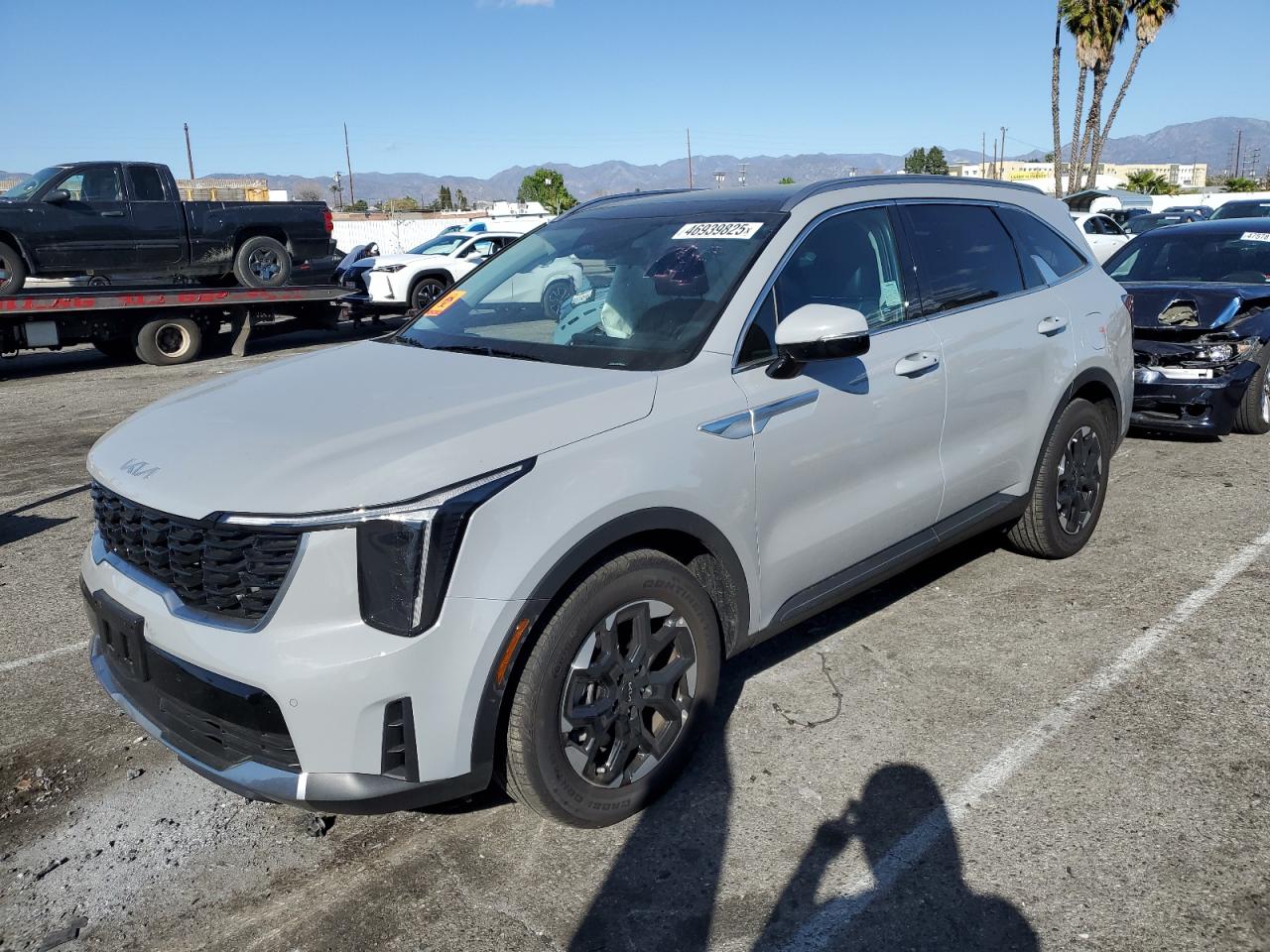 2025 KIA Sorento VIN 5XYRL4JC8SG331145