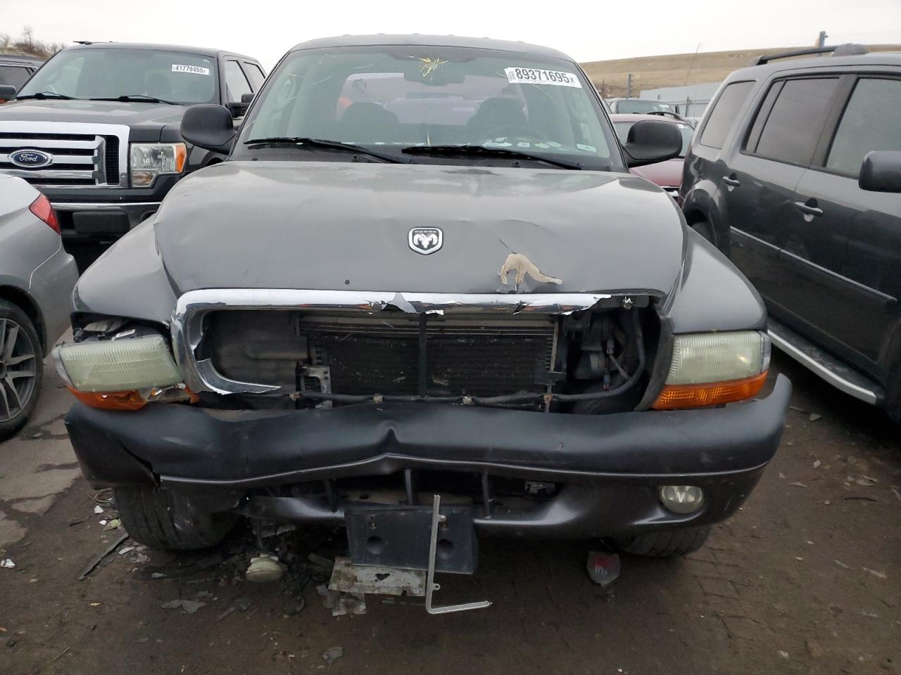 2003 Dodge Dakota VIN 1D7HG38N33S106425 Copart auction photo, front end / minor dent/scratches damage thumbnail 5