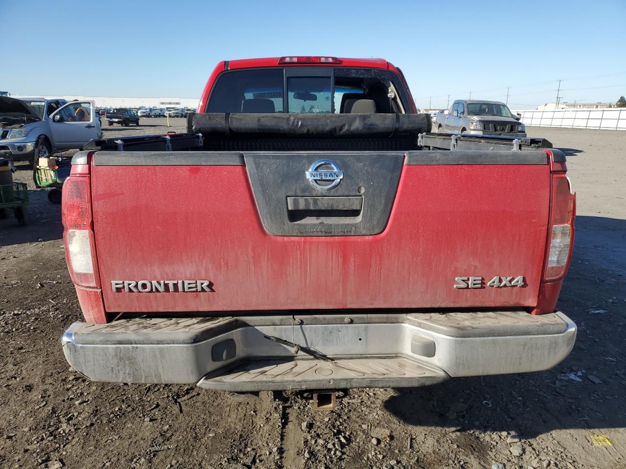 2006 Nissan Navara (Frontier) VIN 1N6AD06W56C400161 Copart auction photo, side damage thumbnail 6