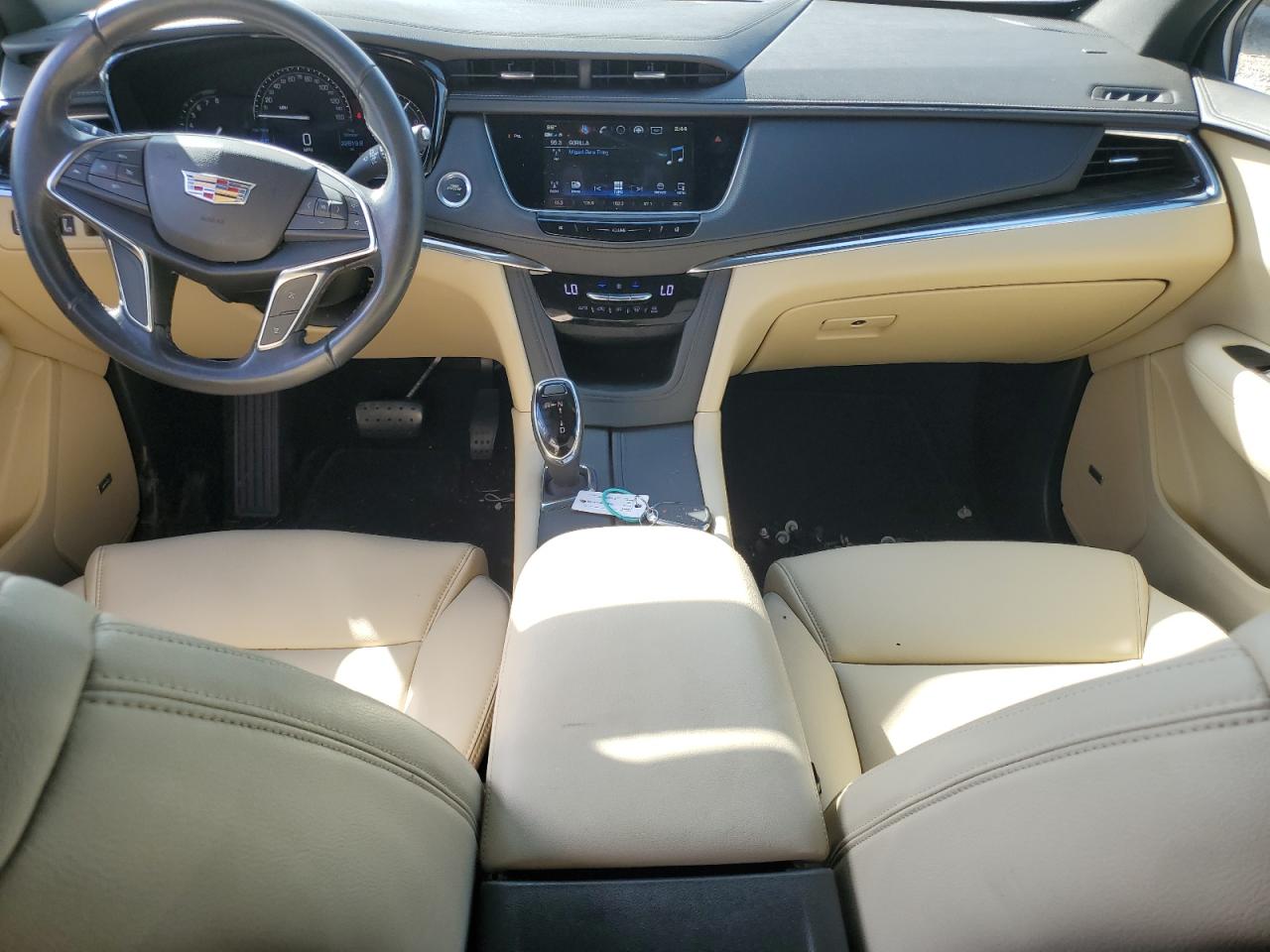 2019 Cadillac XT5 VIN 1GYKNARS3KZ133820 Copart auction photo, front end damage thumbnail 8