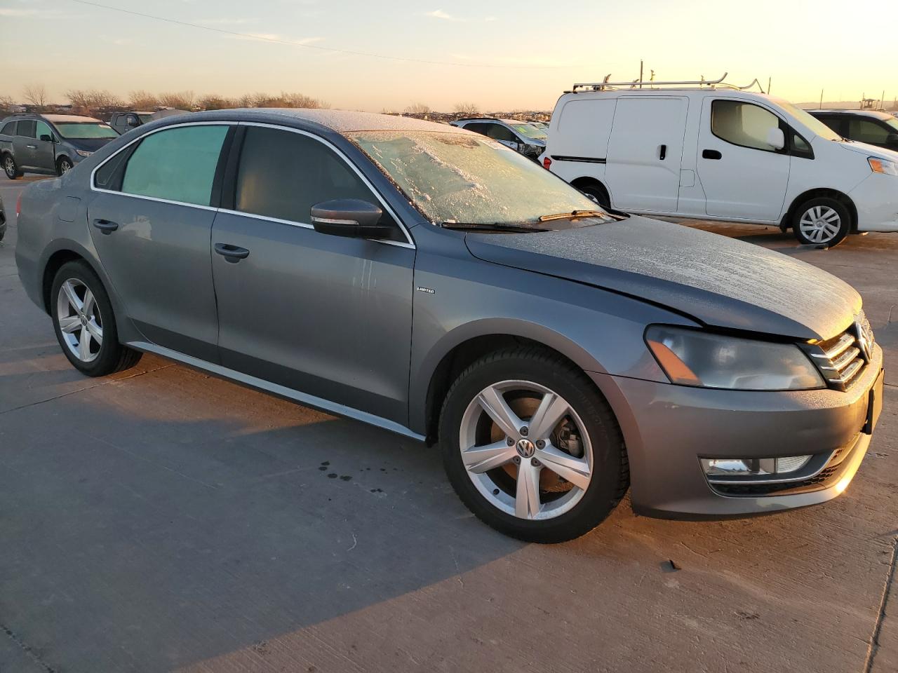 2015 Volkswagen Passat VIN 1VWAT7A35FC103609 Copart auction photo, all over damage thumbnail 4
