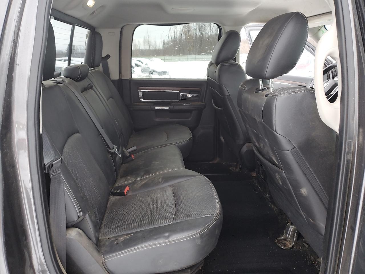2015 RAM 2500 VIN 3C6UR5FJ6FG588003 Copart auction photo, front end / minor dent/scratches damage thumbnail 10