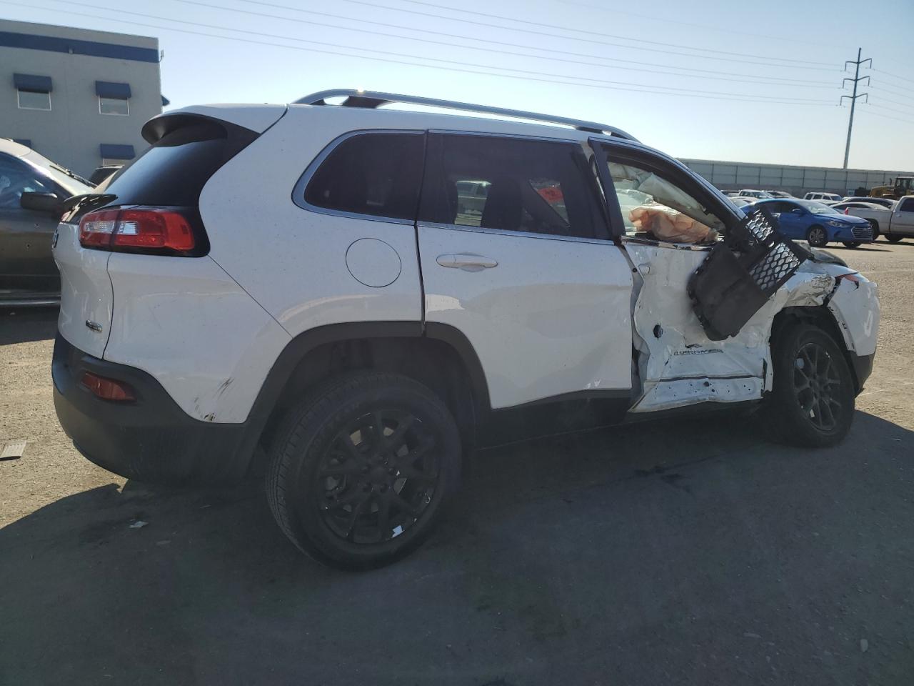 2016 Jeep Grand Cherokee VIN 1C4PJMCB0GW106116 Copart auction photo, side / undercarriage damage thumbnail 3