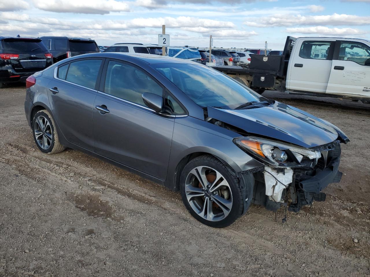 2015 KIA Forte VIN KNAFZ4A80F5345503 Copart auction photo, front end / minor dent/scratches damage thumbnail 4