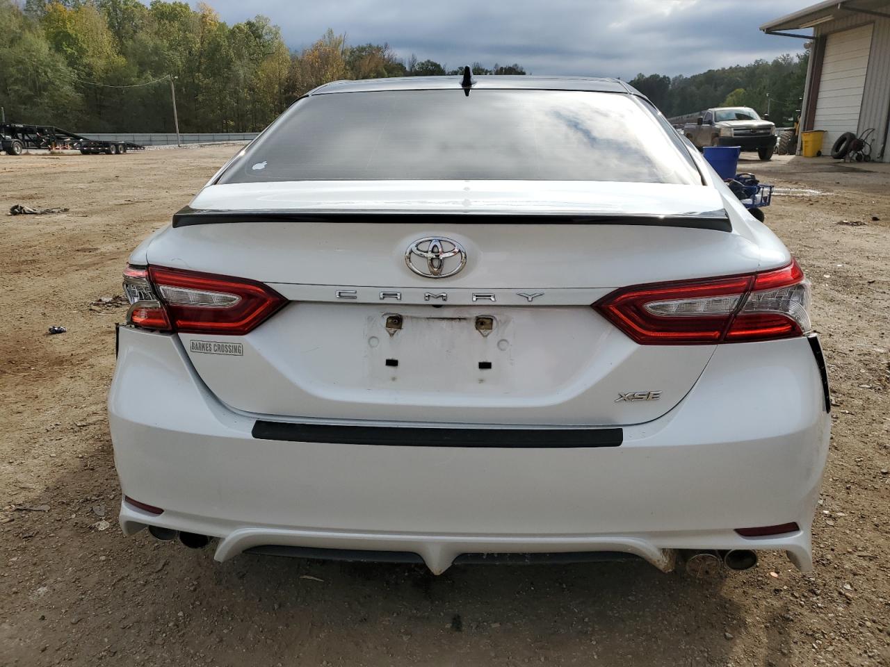 2019 Toyota Camry VIN 4T1B61HK6KU214369 Copart auction photo, side / rear end damage thumbnail 6