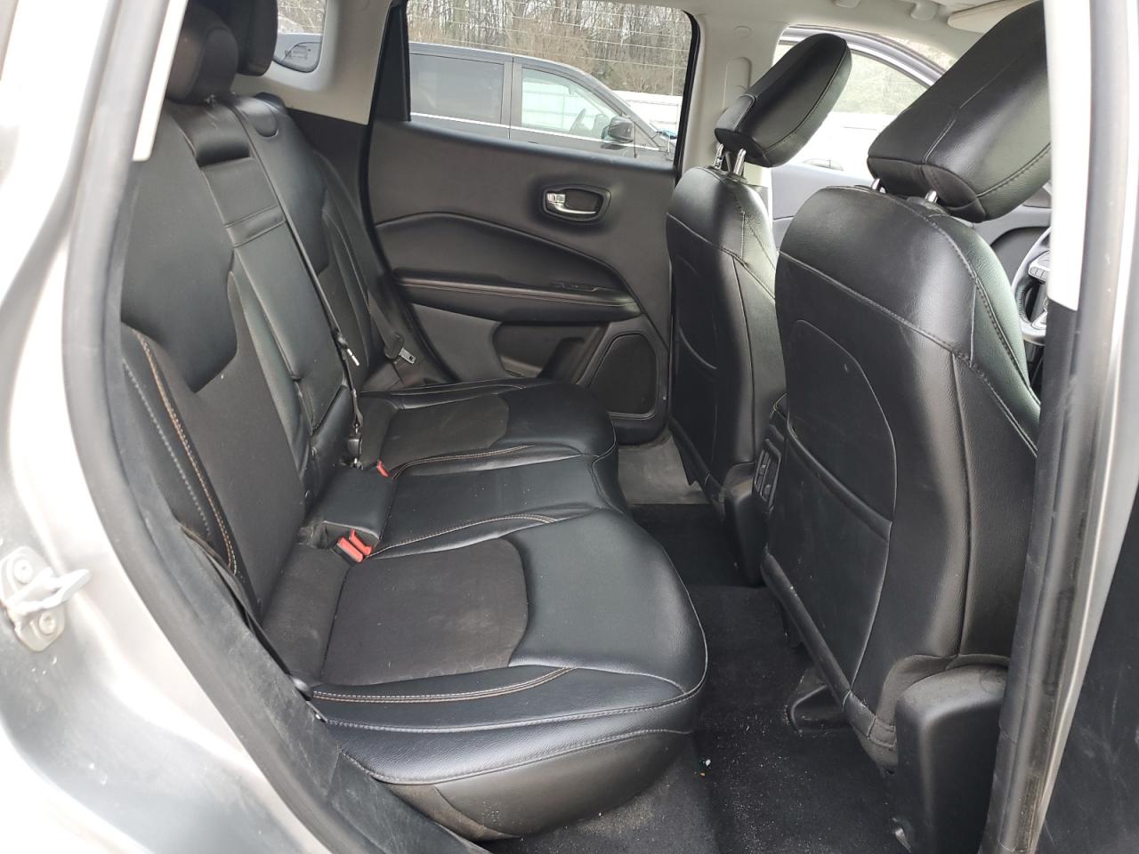 2018 Jeep Compass VIN 3C4NJDBB7JT423901 Copart auction photo, front end damage thumbnail 10