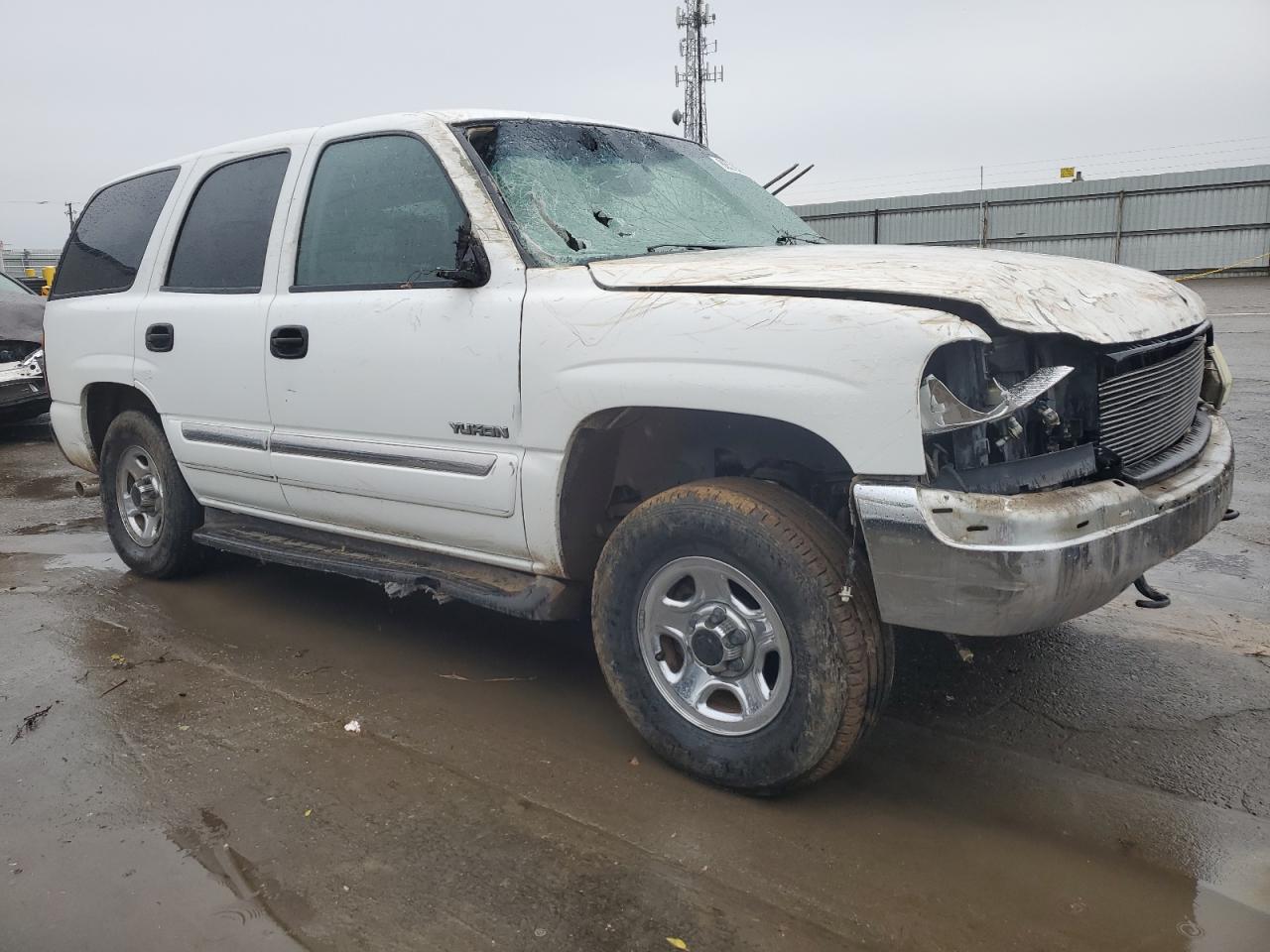 2004 GMC Yukon VIN 1GKEK13V64J228294 Copart auction photo, all over damage thumbnail 4