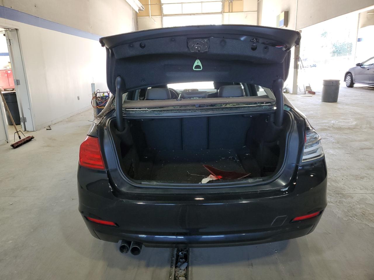 2013 BMW 3er VIN WBA3B5C50DF593872 Copart auction photo, rear end damage thumbnail 6