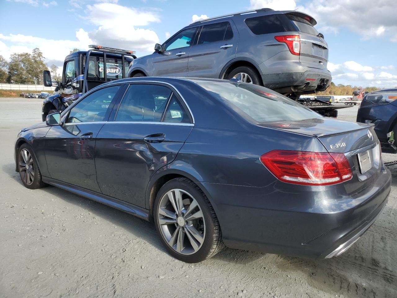 2014 Mercedes-Benz E-klasse VIN WDDHF5KB7EA782088 Copart auction photo, top/roof / minor dent/scratches damage thumbnail 2