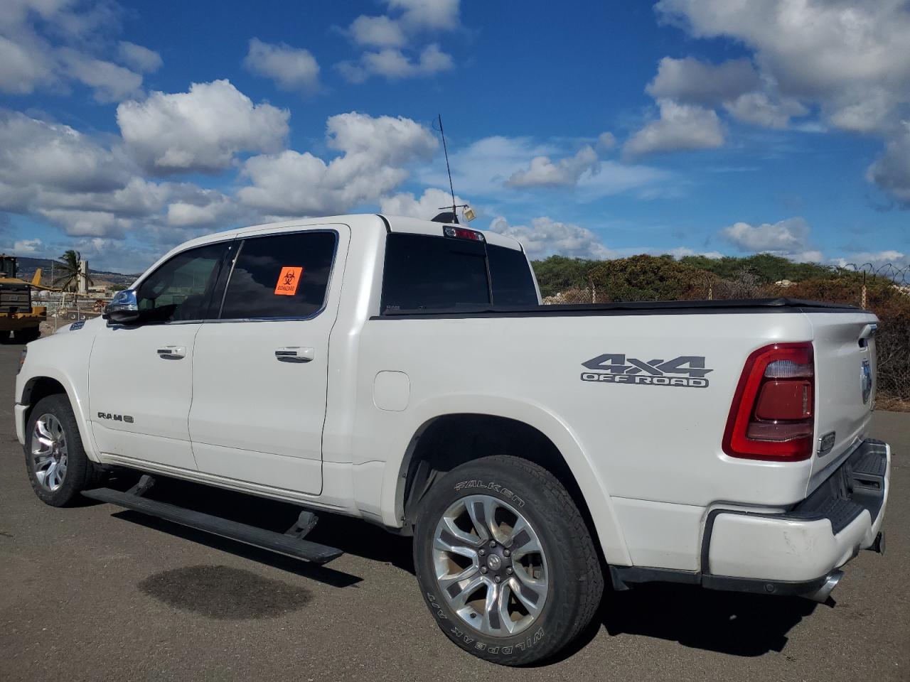 2020 RAM 1500 VIN 1C6SRFKTXLN233696 Copart auction photo, minor dent/scratches damage thumbnail 2