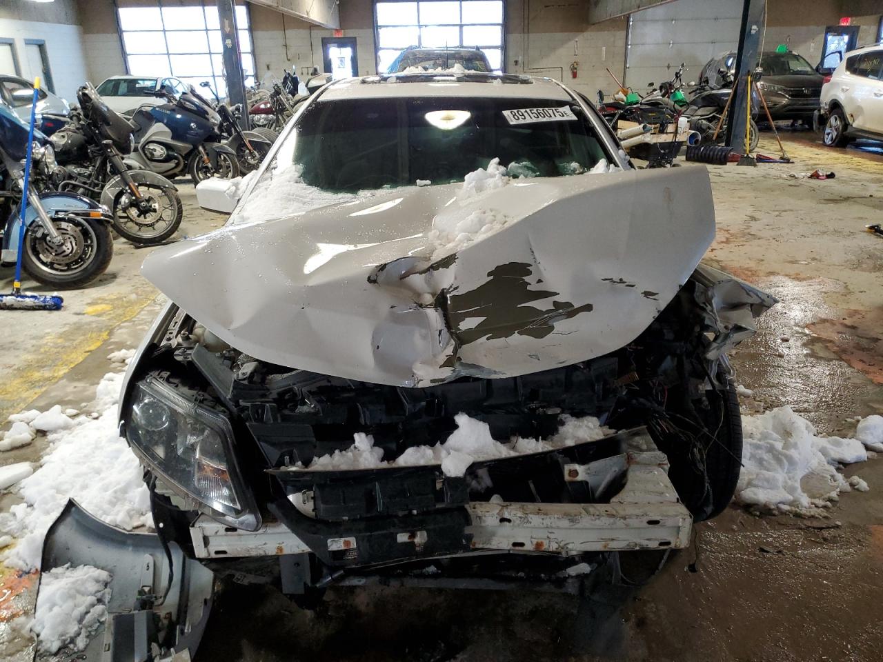 2010 Ford Fusion VIN 3FAHP0HA5AR304671 Copart auction photo, front end / mechanical damage thumbnail 5