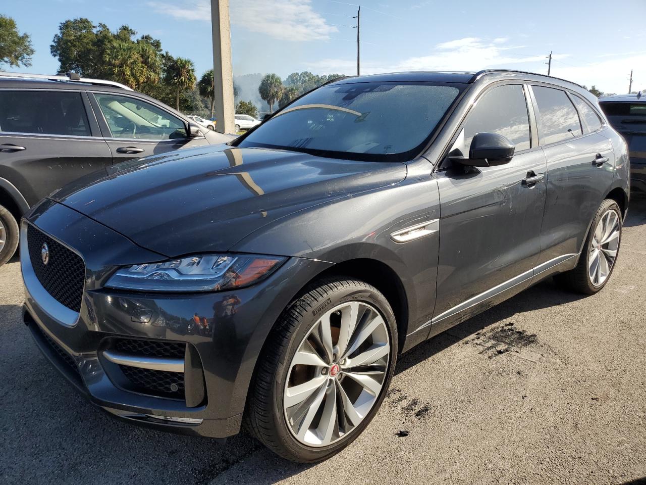 2019 Jaguar F-Pace VIN SADCL2FX4KA609565