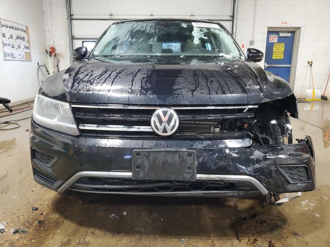 2018 Volkswagen Tiguan VIN 3VV2B7AX2JM219971 Copart auction photo, front end damage thumbnail 5