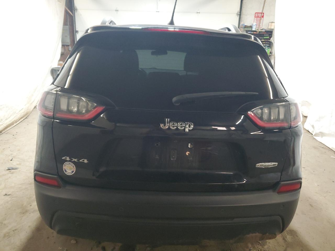 2019 Jeep Grand Cherokee VIN 1C4PJMLB4KD477753 Copart auction photo, all over damage thumbnail 6