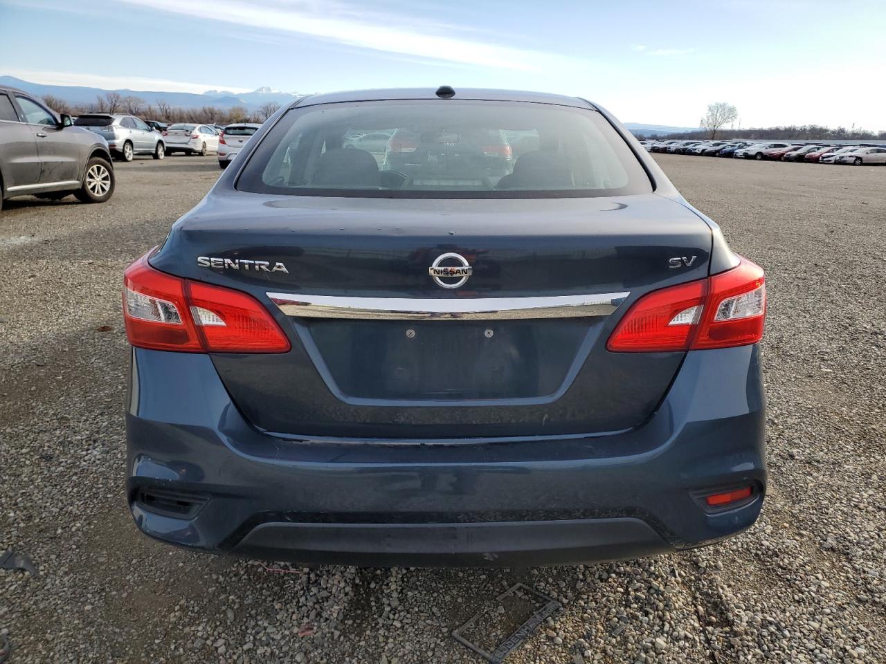 2017 Nissan Sentra VIN 3N1AB7AP1HL662805 Copart auction photo, front end / side damage thumbnail 6