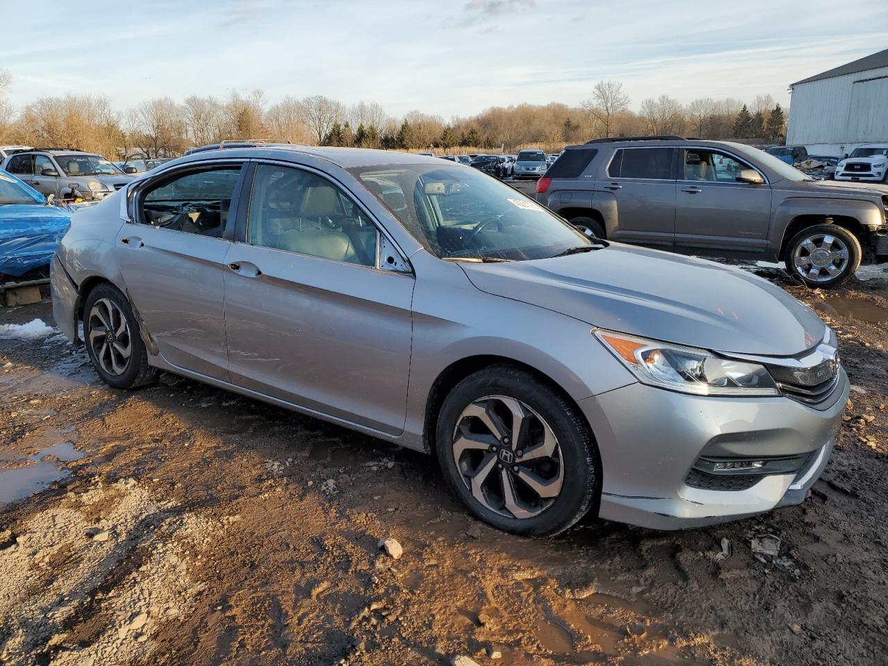2016 Honda Accord VIN 1HGCR2F88GA116662 Copart auction photo, side / rear end damage thumbnail 4