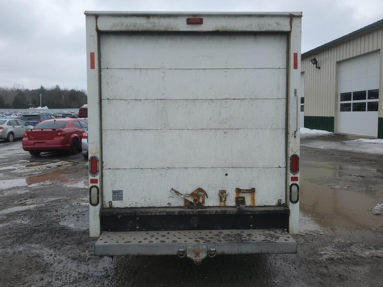 2008 GMC Savana VIN 1GDGG31C481910403 Copart auction photo, minor dent/scratches damage thumbnail 6