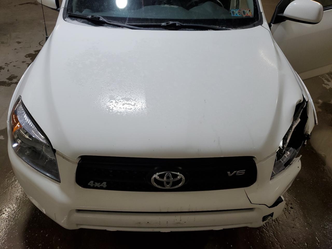 2006 Toyota RAV 4 VIN JTMBK32V765009643 Copart auction photo, front end damage thumbnail 12