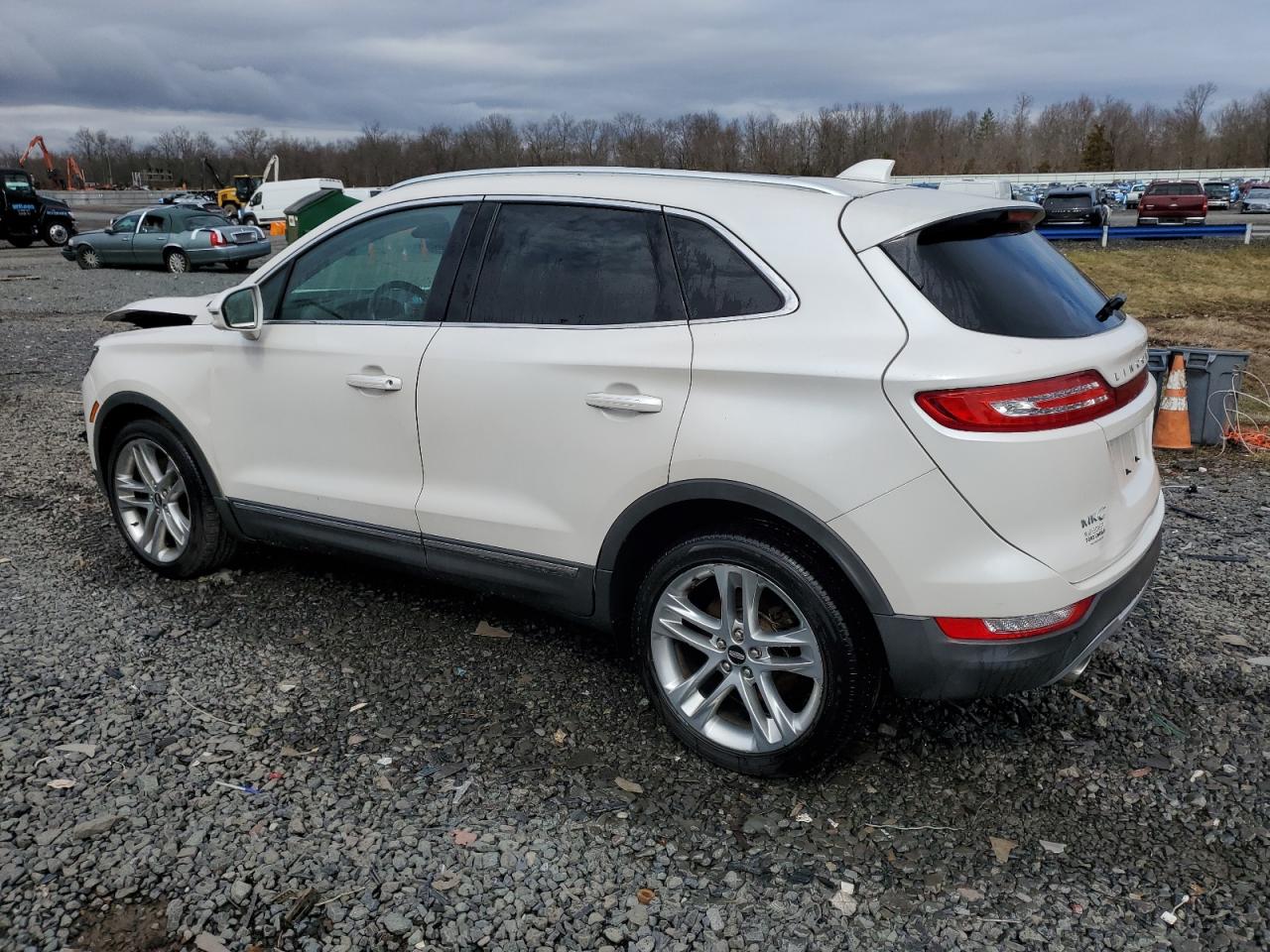 2017 Lincoln MKC VIN 5LMTJ3DH4HUL32354 Copart auction photo, front end / side damage thumbnail 2