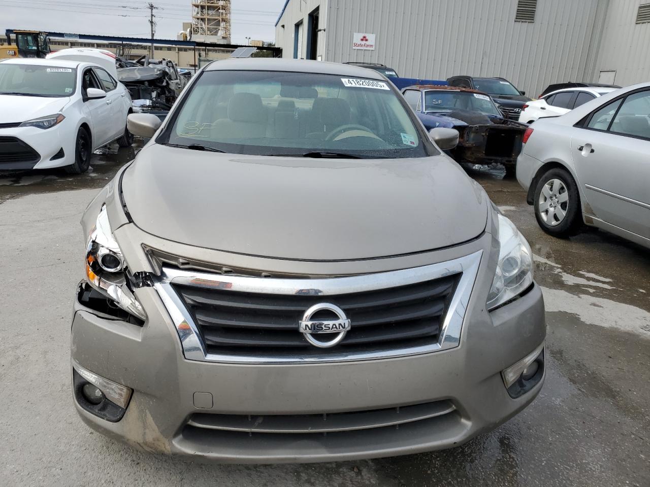 2015 Nissan Altima VIN 1N4AL3AP0FN351212 Copart auction photo, side / front end damage thumbnail 5