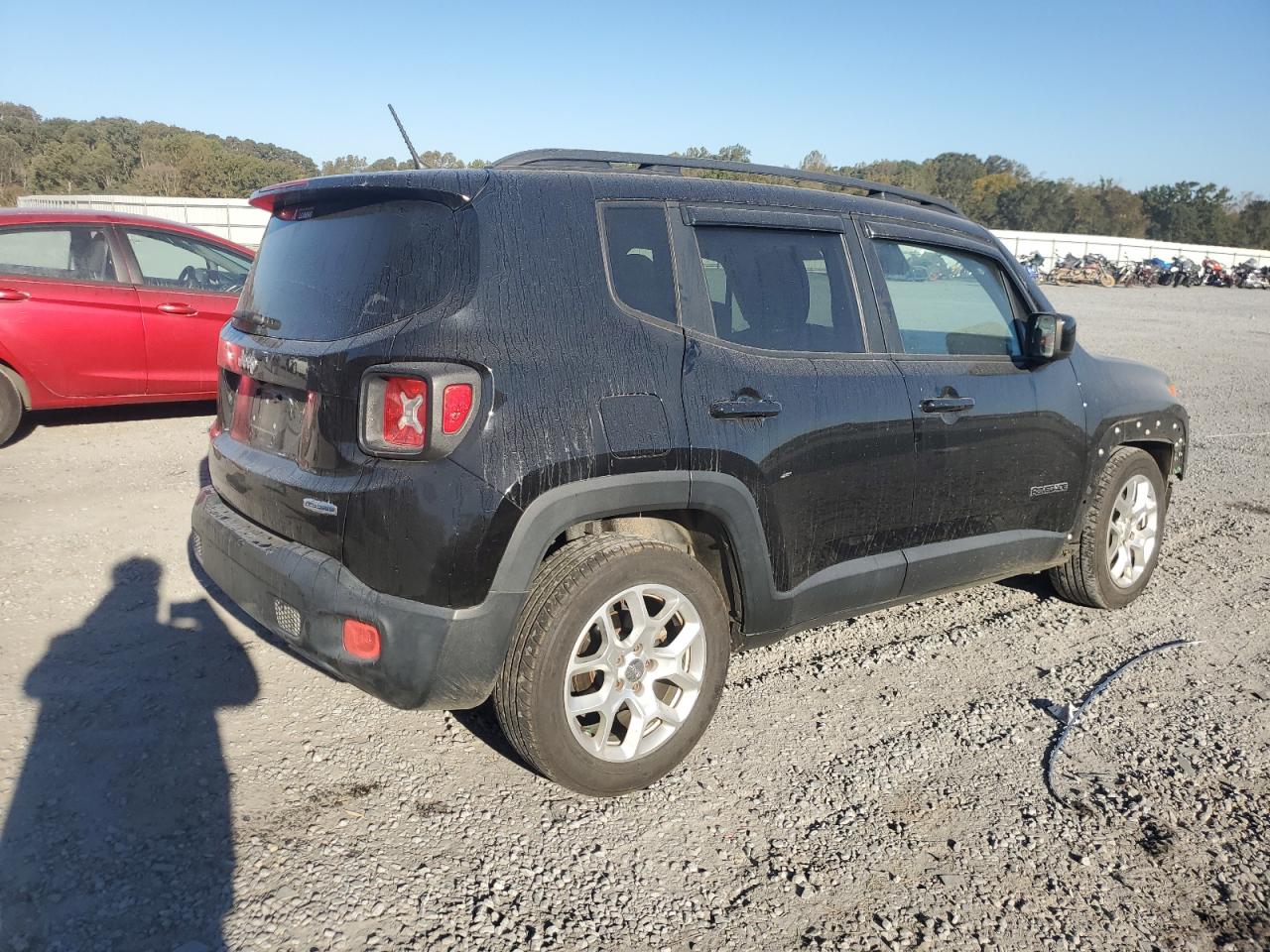 2015 Jeep Renegade VIN ZACCJABT0FPB63539 Copart auction photo, front end / minor dent/scratches damage thumbnail 3