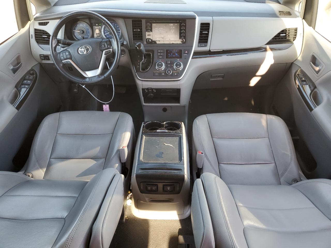 2020 Toyota Sienna VIN 5TDYZ3DC5LS025864 Copart auction photo, rear end / side damage thumbnail 8