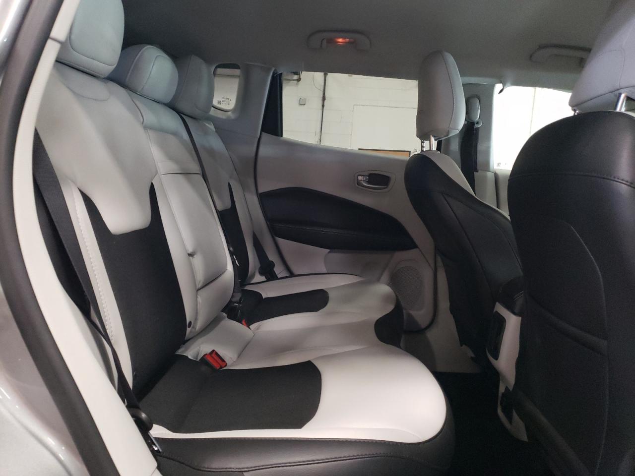 2019 Jeep Compass VIN 3C4NJDBB3KT657180 Copart auction photo, front end damage thumbnail 11