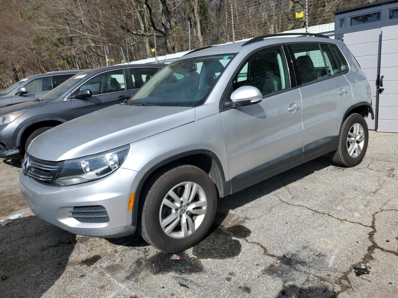 2016 Volkswagen Tiguan VIN WVGAV7AXXGW029826
