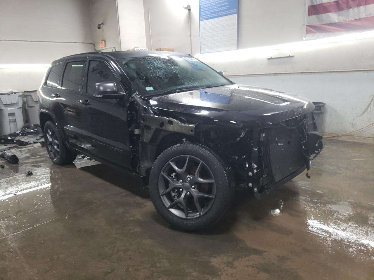 2021 Jeep Grand Cherokee VIN 1C4RJFBG4MC887558 Copart auction photo, front end damage thumbnail 4