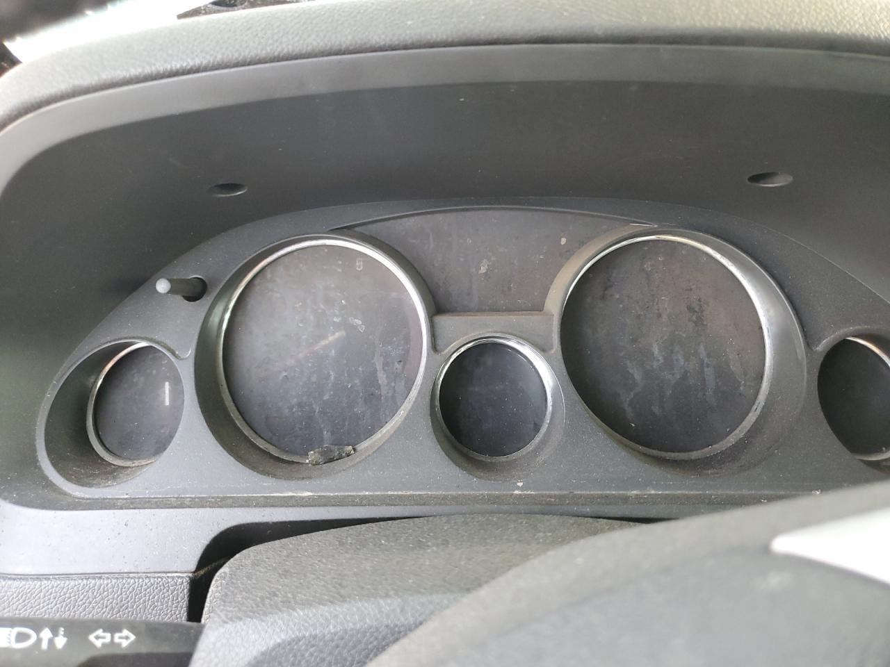 2010 GMC Acadia VIN 1GKLRMED3AJ116217 Copart auction photo, burn damage thumbnail 9
