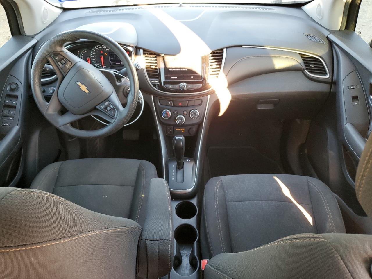 2020 Chevrolet Trax VIN 3GNCJKSB9LL128627 Copart auction photo, front end / mechanical damage thumbnail 8