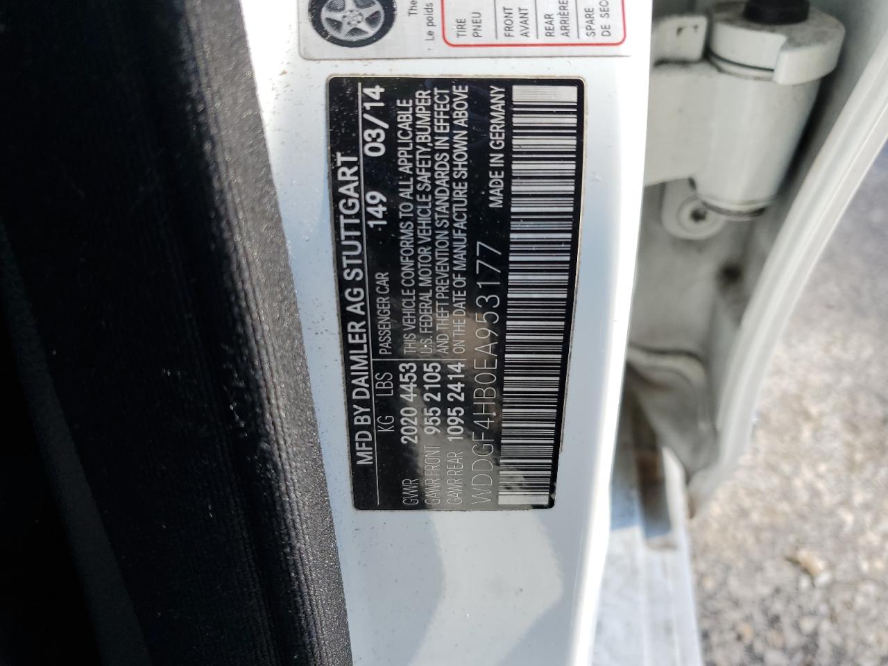 2014 Mercedes-Benz C-klasse VIN WDDGF4HB0EA953177 Copart auction photo, water/flood / mechanical damage thumbnail 13
