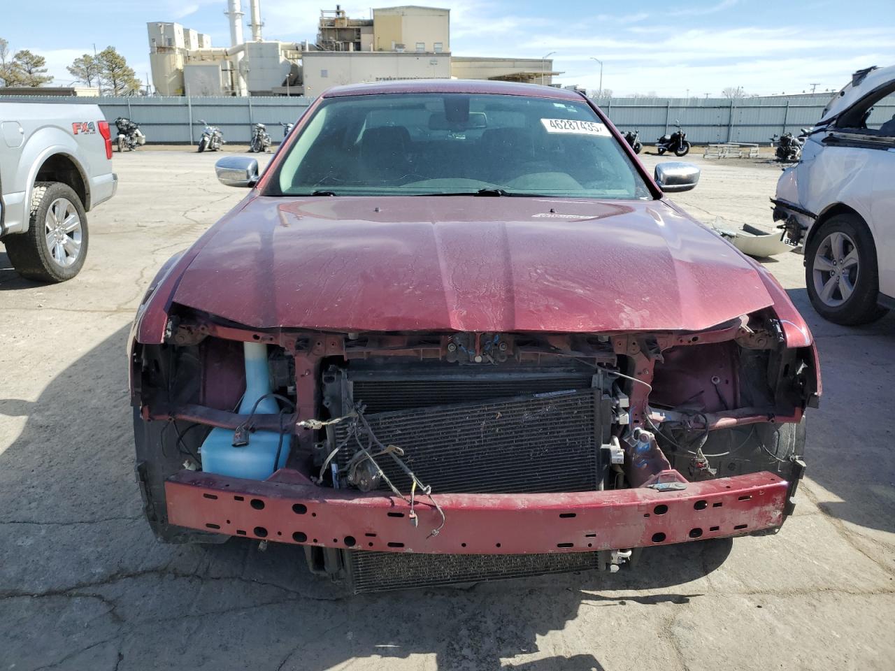 2019 Chrysler 300 VIN 2C3CCAEG8KH616984 Copart auction photo, front end damage thumbnail 5