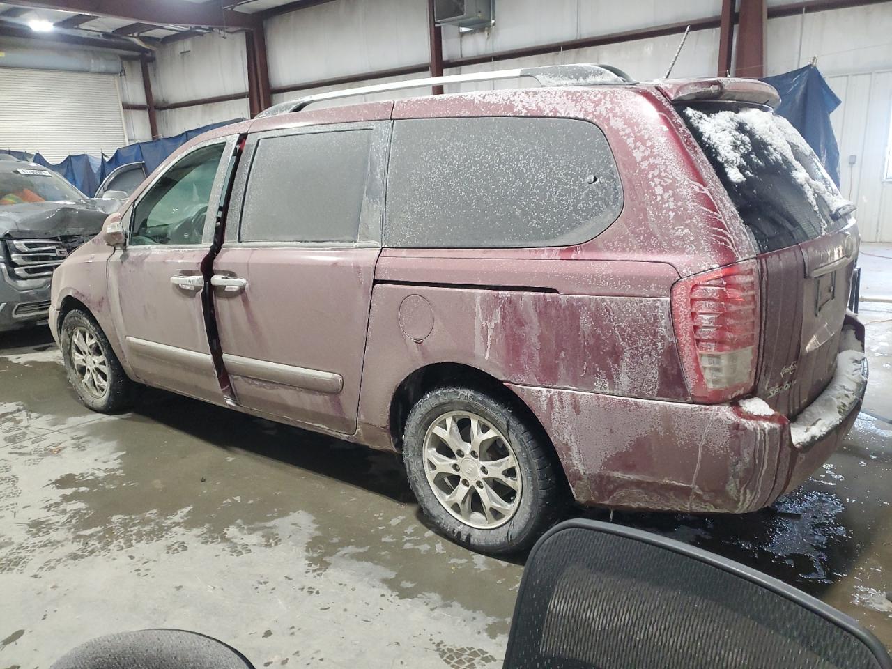 2014 KIA Sedona VIN KNDMH4C73E6558679 Copart auction photo, front end damage thumbnail 2