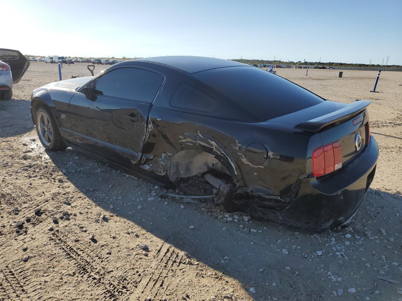 2006 Ford Mustang VIN 1ZVFT82H265145973 Copart auction photo, all over damage thumbnail 2