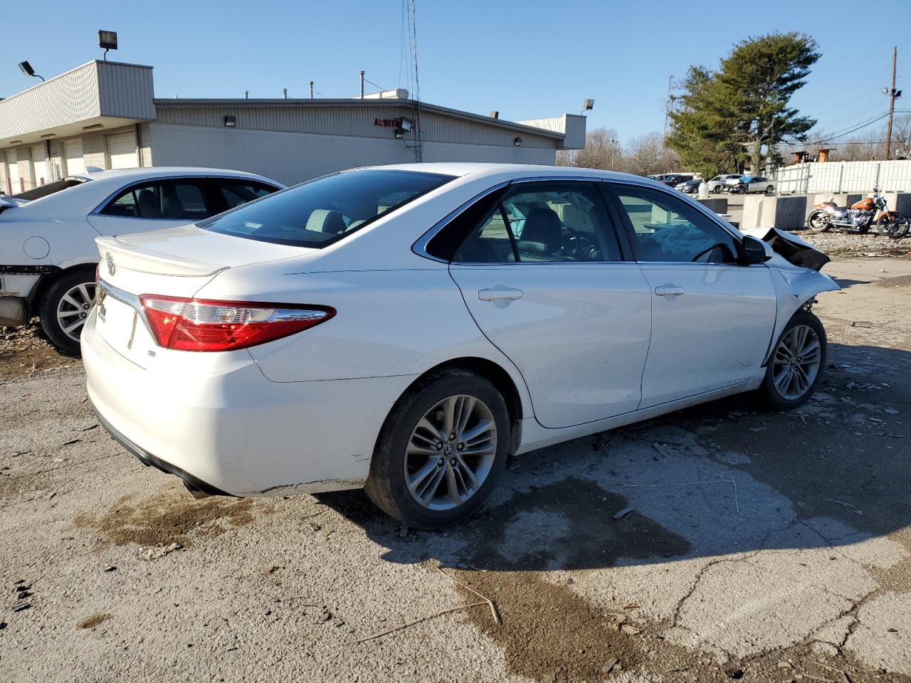 2016 Toyota Camry VIN 4T1BF1FK8GU510276 Copart auction photo, front end / undercarriage damage thumbnail 3